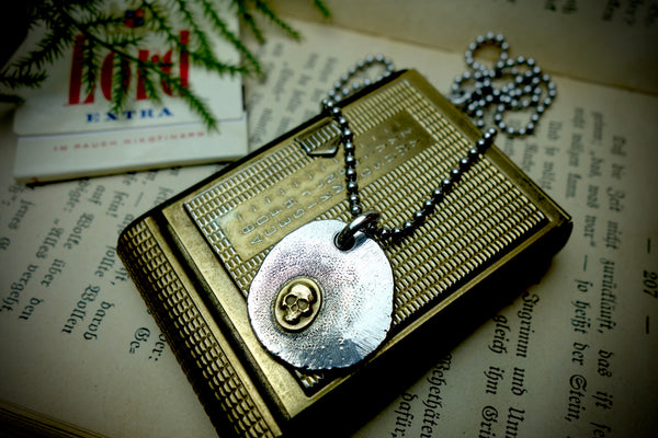 Silver Pendant „GOLDEN SKULL“