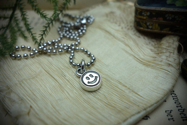 Silver Pendant „KEEP SMILING“