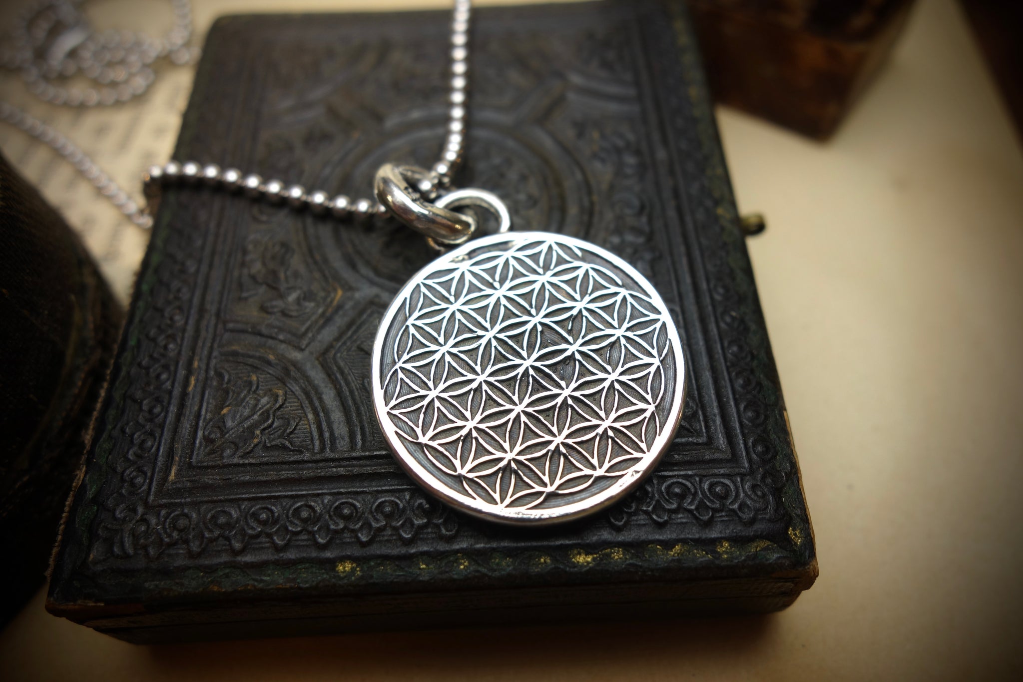 Silver Pendant „FLOWER OF LIFE“