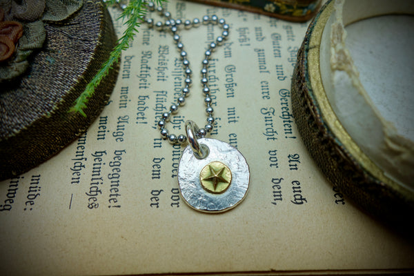 Silver Pendant „GOLDEN STAR“
