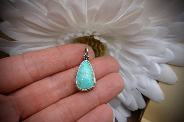 Silver Pendant „TURQUOISE DROP“