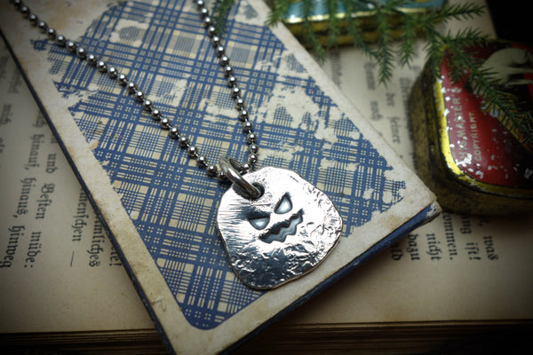 Silver Pendant „AIN‘T NICE“