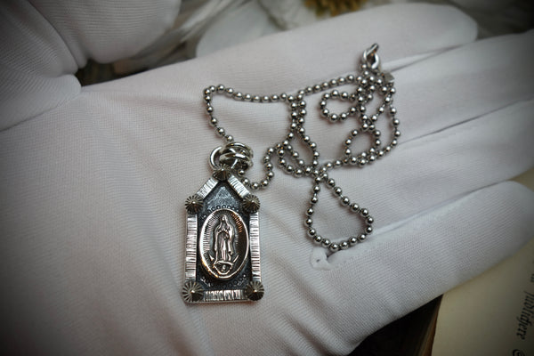 Silver Pendant „LADY OF GUADALUPE“