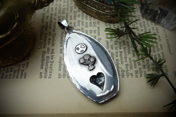 Silver Pendant „MOTHER MARY“