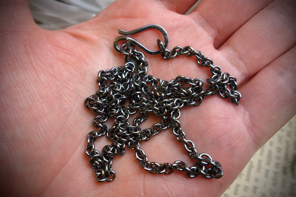 Silver Chain „BLACK ANCHOR“