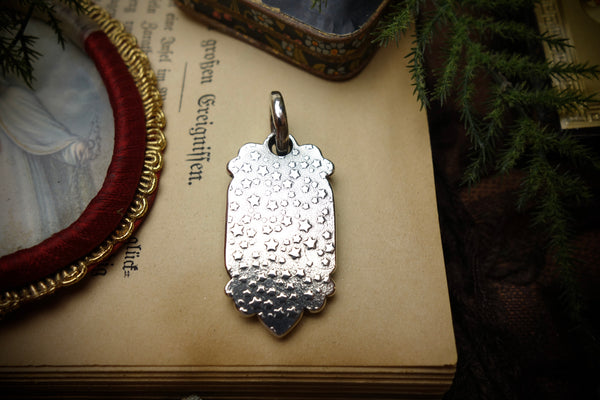 Silver Pendant „MOTHER MARY WITH CHILD“