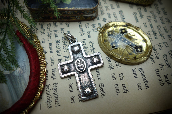 Silver Pendant „SACRED HEART CROSS“