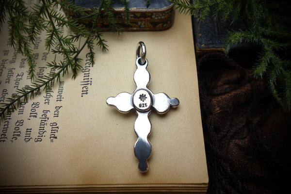 Silver Pendant „SKULL CROSS“