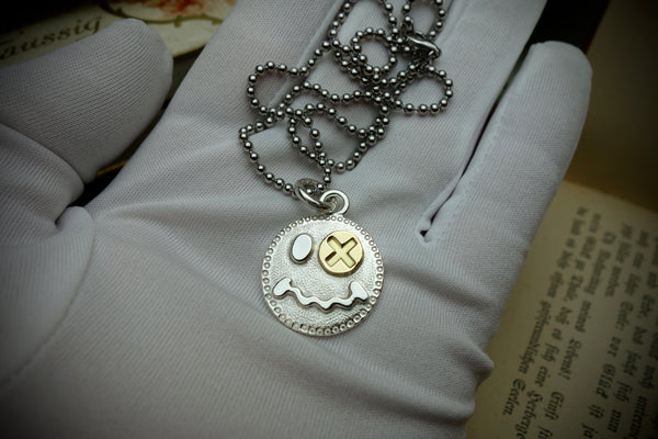 Silver Pendant „STAY WEIRD“