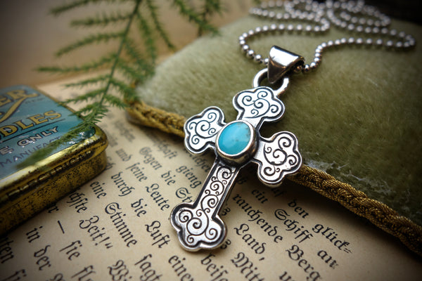 Silver Pendant „TURQUOISE CROSS“