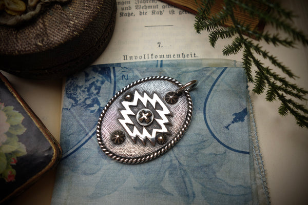 Silver Pendant „SOUTHWEST OVAL“