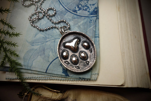 Silver Pendant „WOLF‘S PAW“