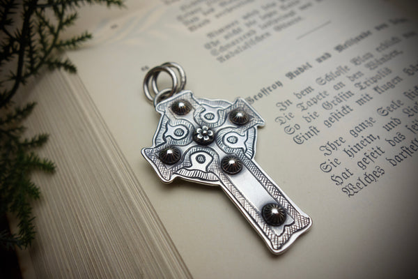 Silver Pendant „CELTIC CROSS“