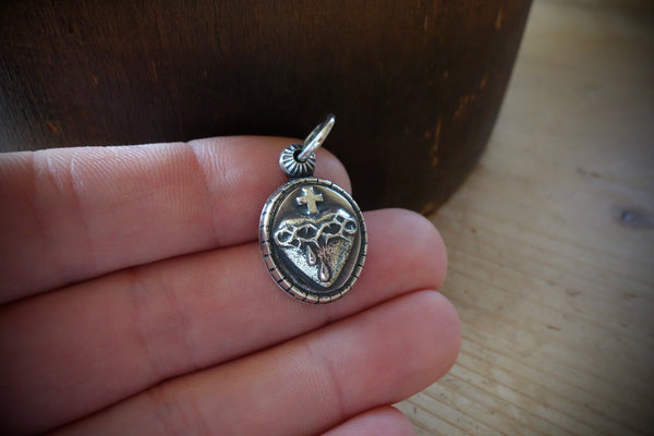 Silver Pendant „SACRED HEART CAB“