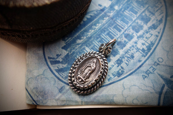 Silver Pendant „OUR LADY OF GUADALUPE“